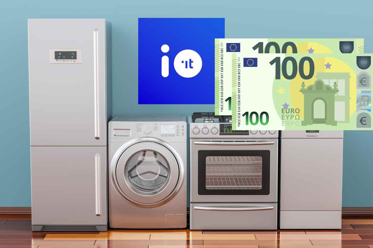 Elettrodomestici con logo dell'app IO e due banconote da 100 euro