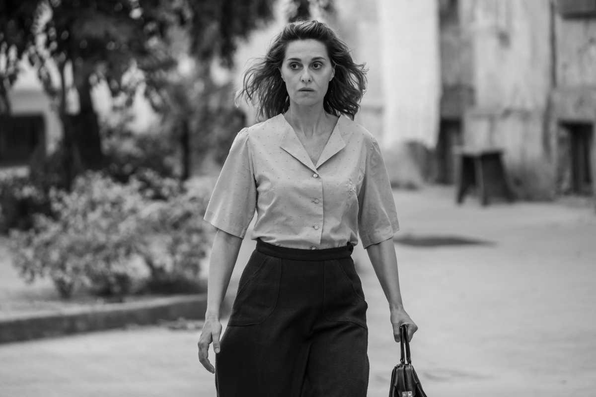 Paola Cortellesi in una scena di C'è ancora domani