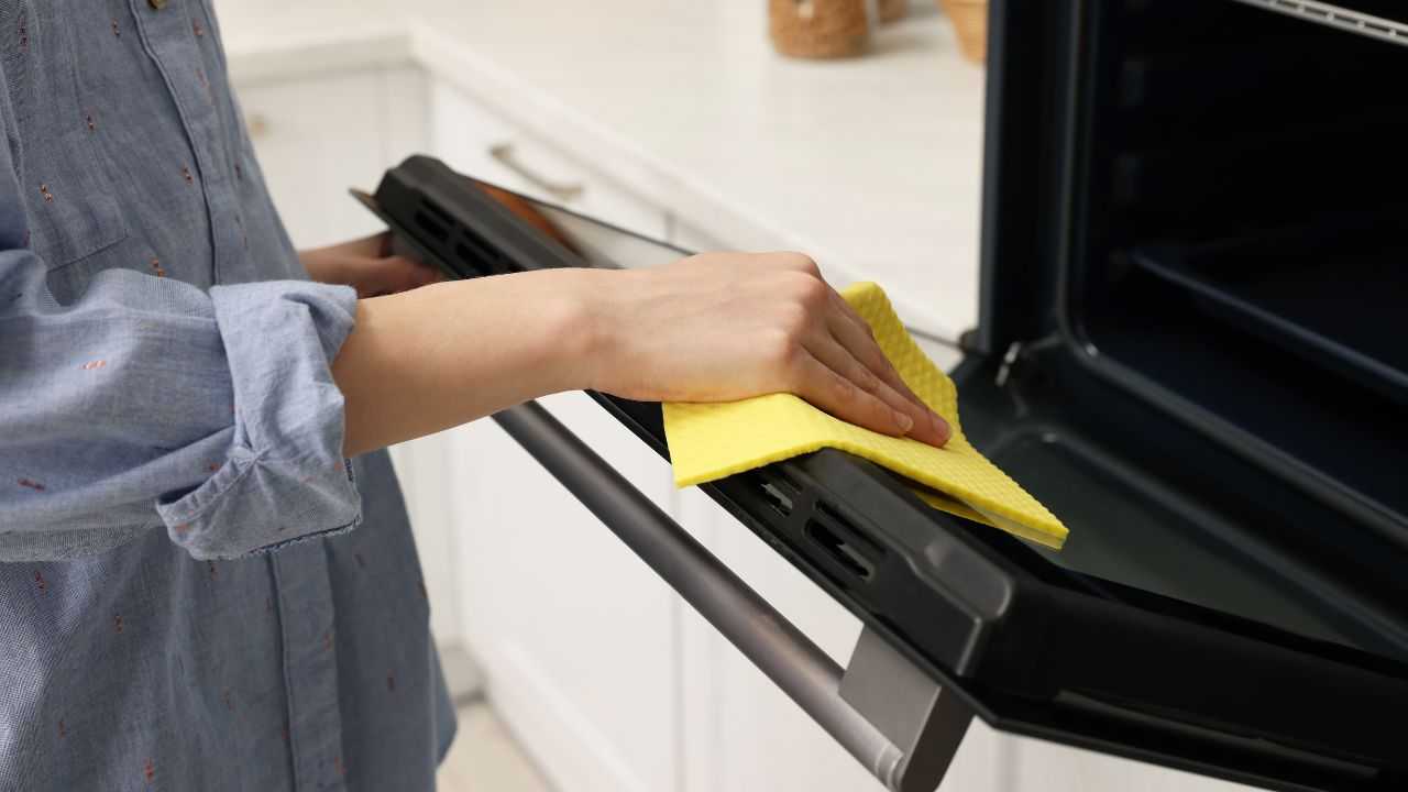 Come pulire sportello forno pourfemme.it