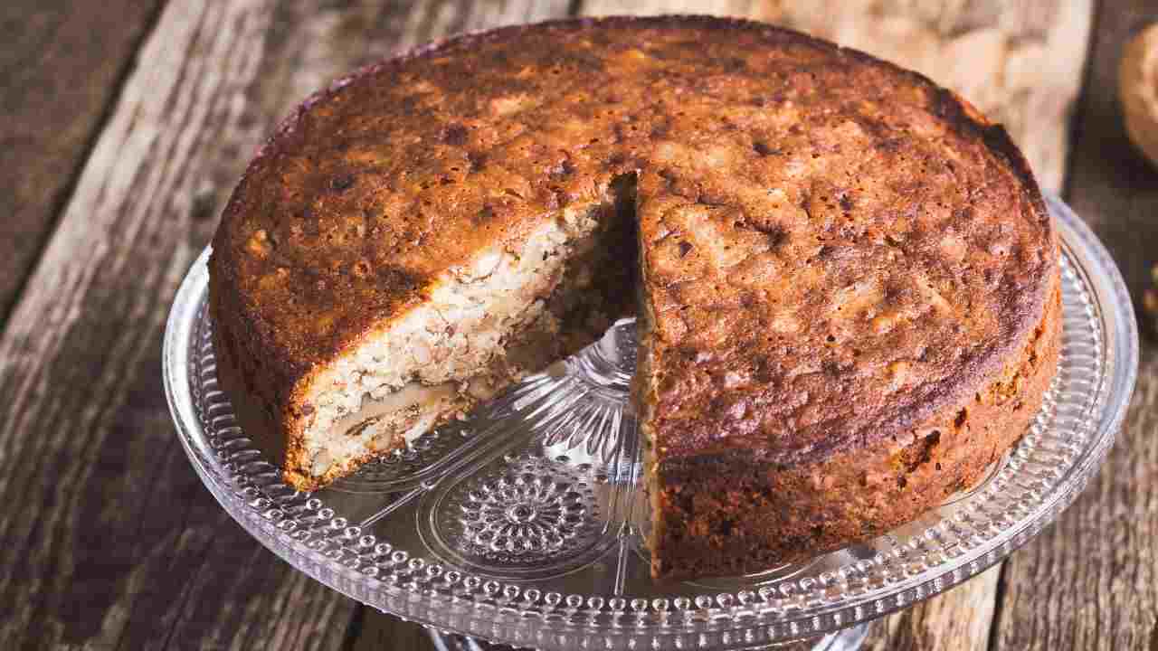 Torta mele e noci pourfemme.it