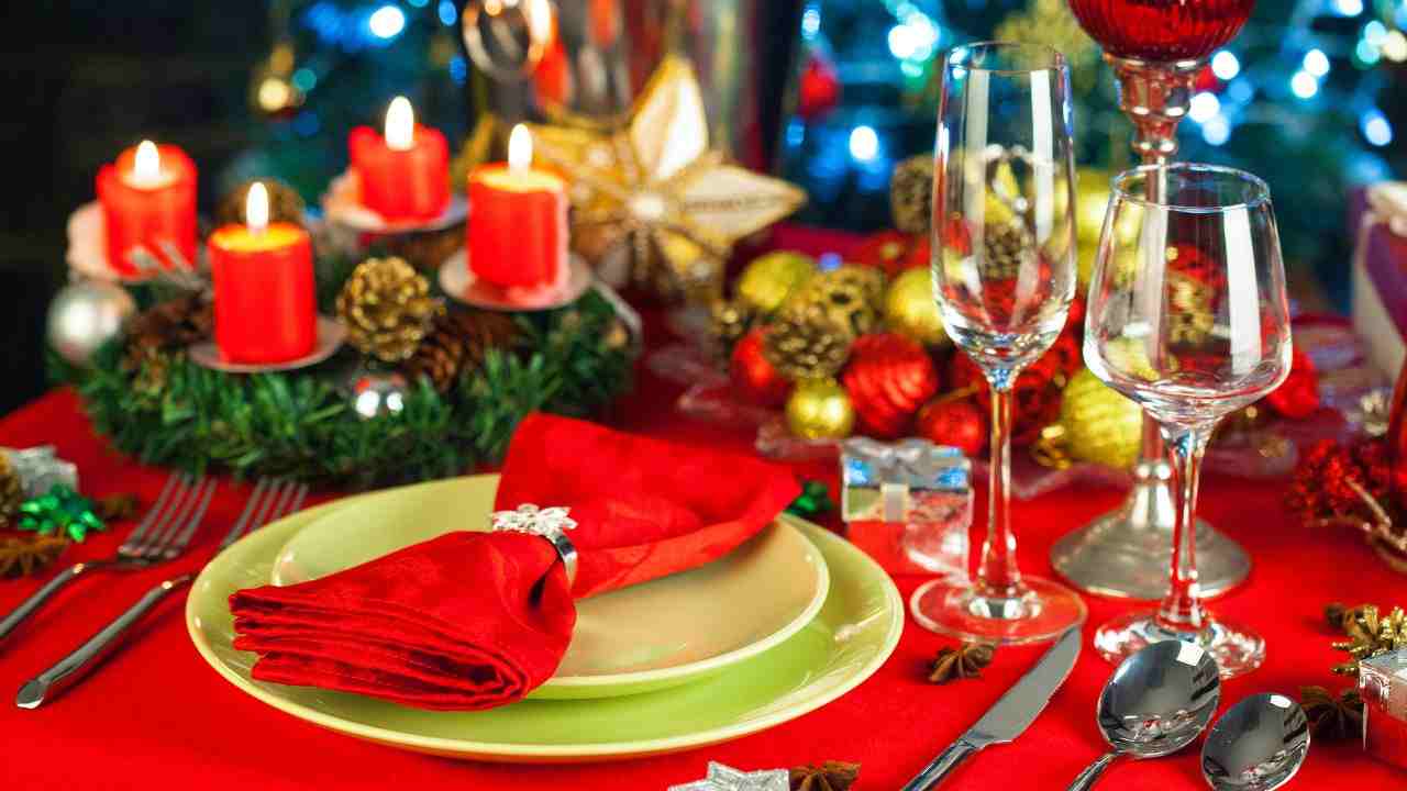 decorare la tavola di natale 18112025 pourfemme.it