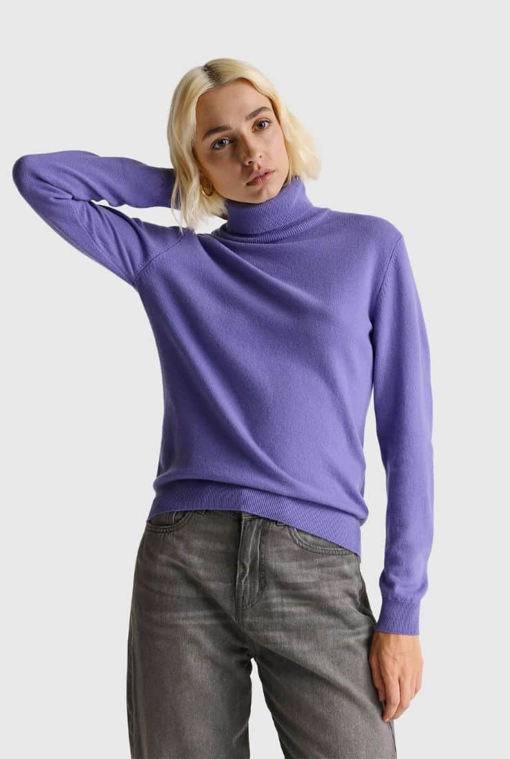 Donna con dolce vita viola