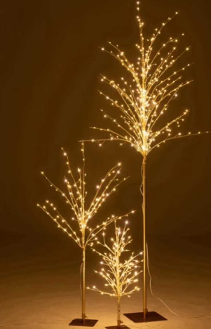 3 alberelli dorati con luci