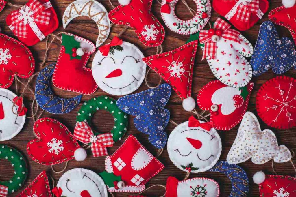 decorazioni varie natalizie fatte a mano