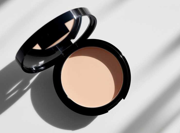 Come applicare la cipria - Pourfemme.it