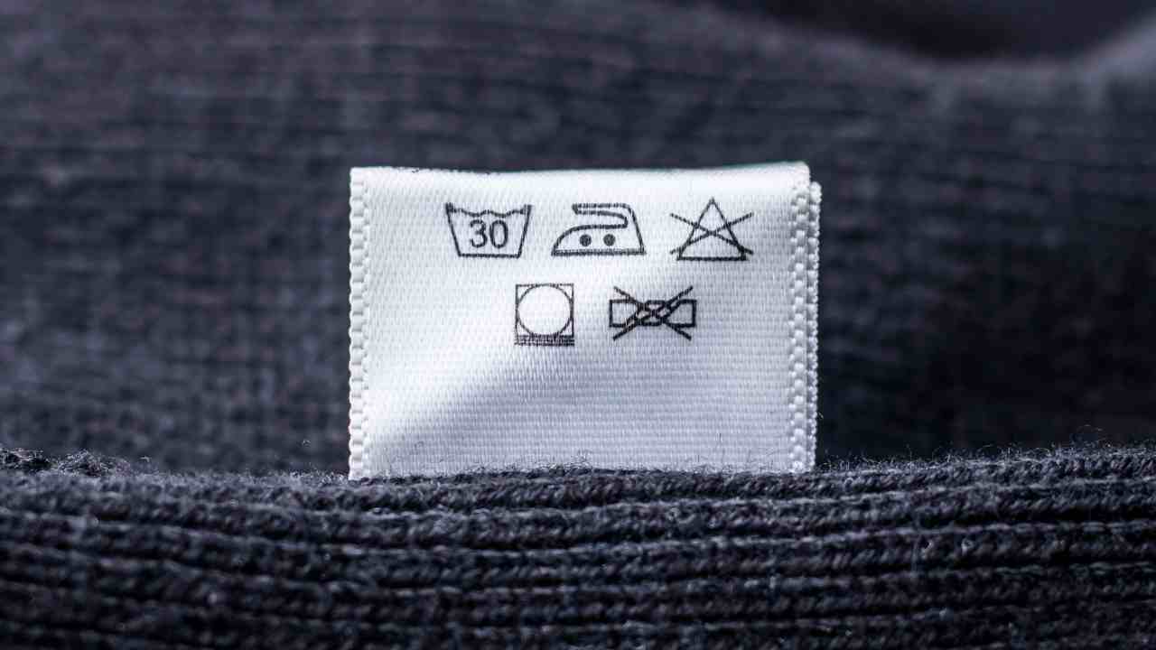 Maglioni etichette come si lavorano - Pourfemme.it