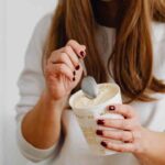 Mangiare gelato sostituisce un pasto - Pourfemme.it