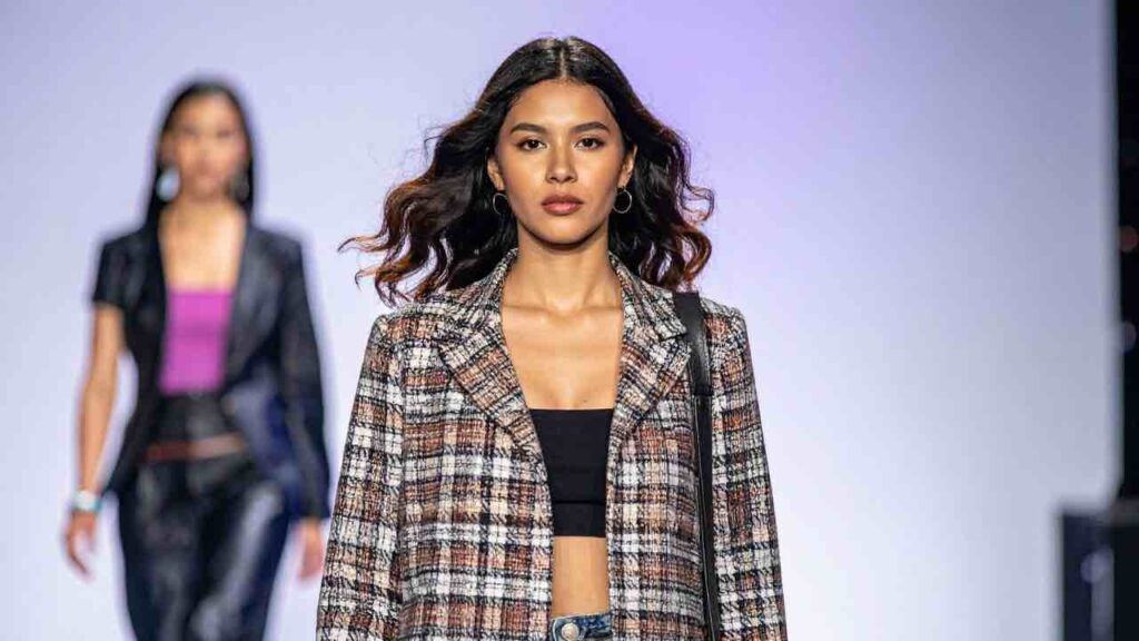 cosa indossare sotto un blazer