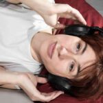 Ascoltare musica prima di andare a dormire - Pourfemme.it