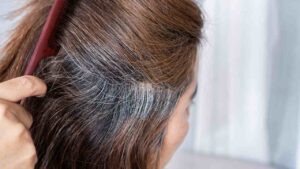 Capelli bianchi come fare con la ricrescita - Pourfemme.it