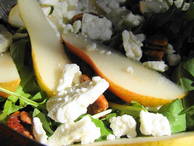 Insalata di pere e feta