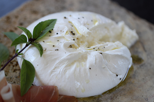 Burrata fatta in casa ricetta