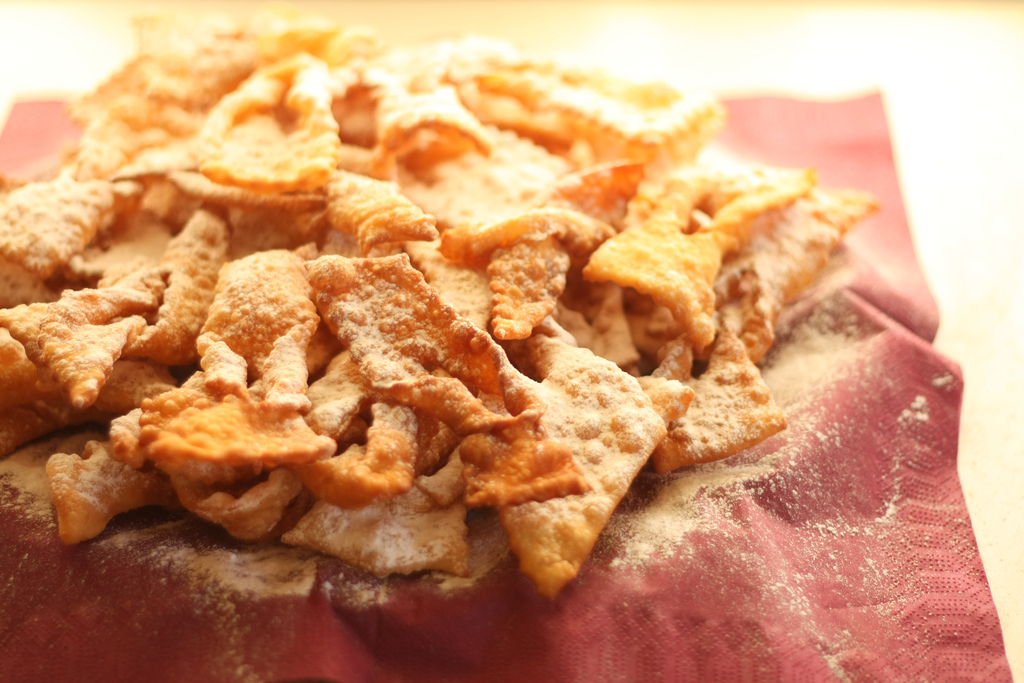 Cenci toscani di Carnevale