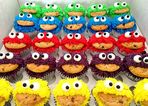 Cookie Monster Cupcake