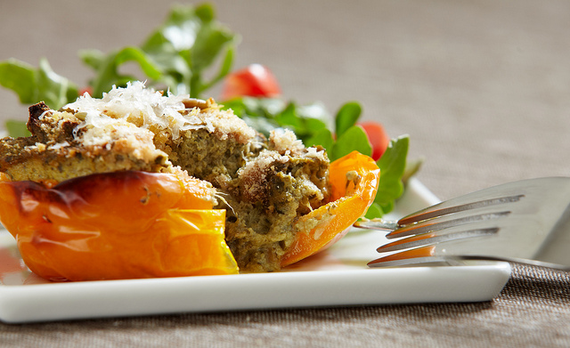 Peperoni ripieni di tonno al forno