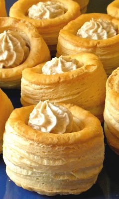 Vol au vent con mousse di prosciutto