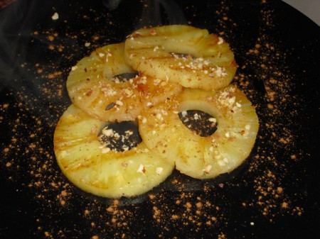 Ananas alla piastra