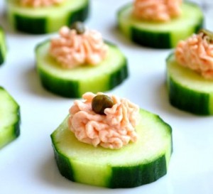 cetrioli con mousse al prosciutto