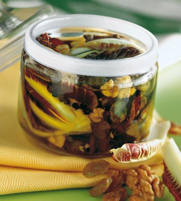 conserva di radicchio e uvetta