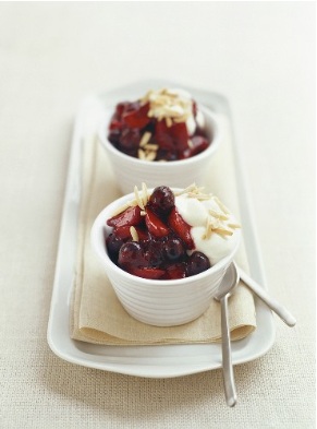 coppette ciliegie e yogurt