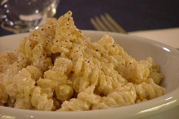 fusilli ricotta e noci