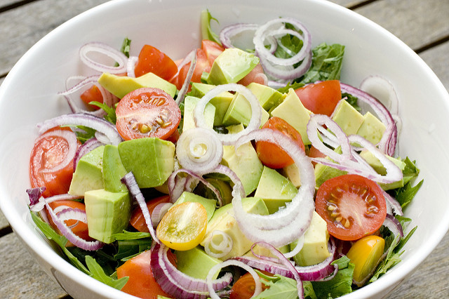 insalata di avocado ricetta