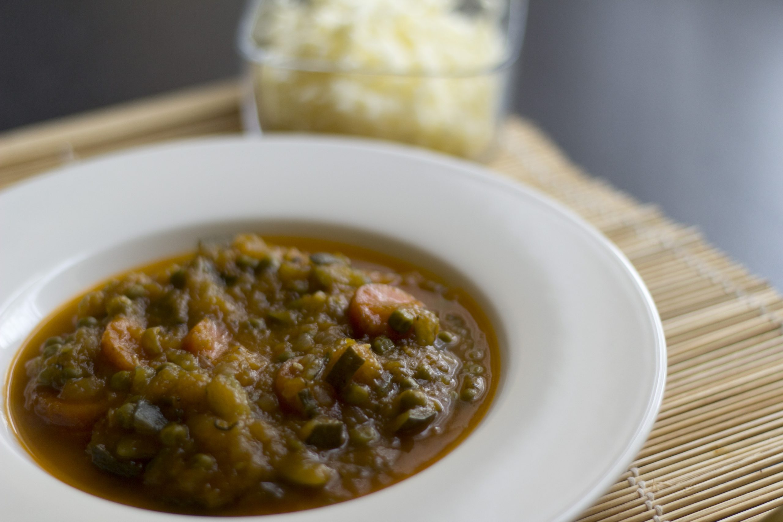 Minestrone nella pentola a pressione