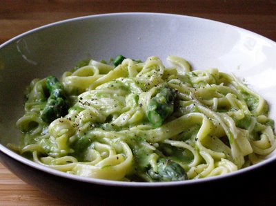 pasta con asparagi.ricetta