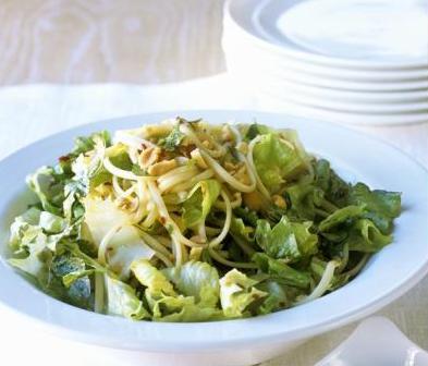 pasta con lattuga e piselli