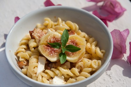 Pasta con fichi e pancetta