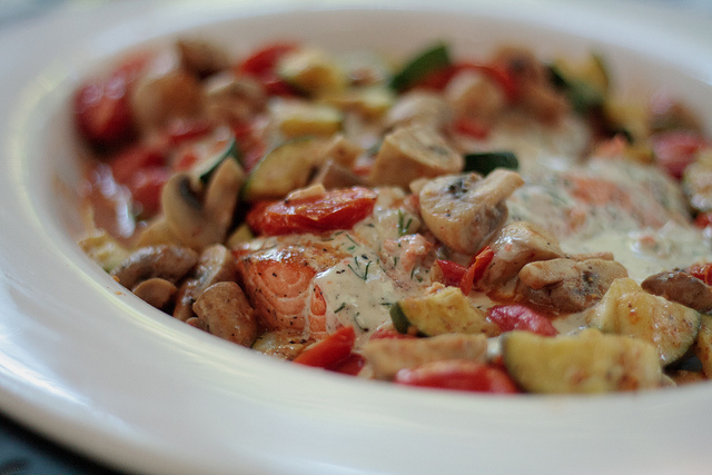 pasta zucchine e salmone