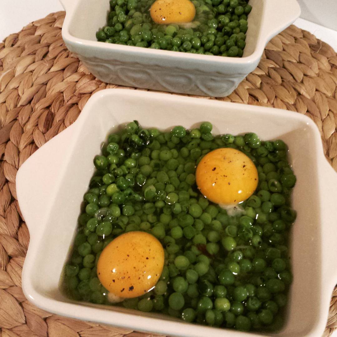 piselli e uova la ricetta