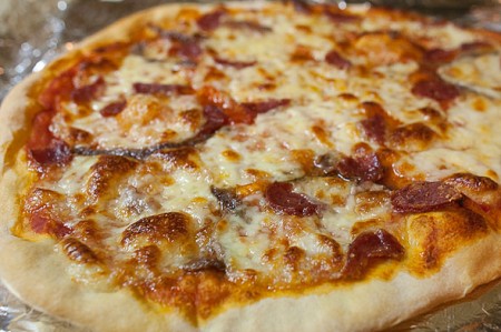 pizza con acciughe