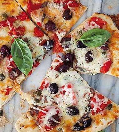 pizza mozzarella bufala acciughe