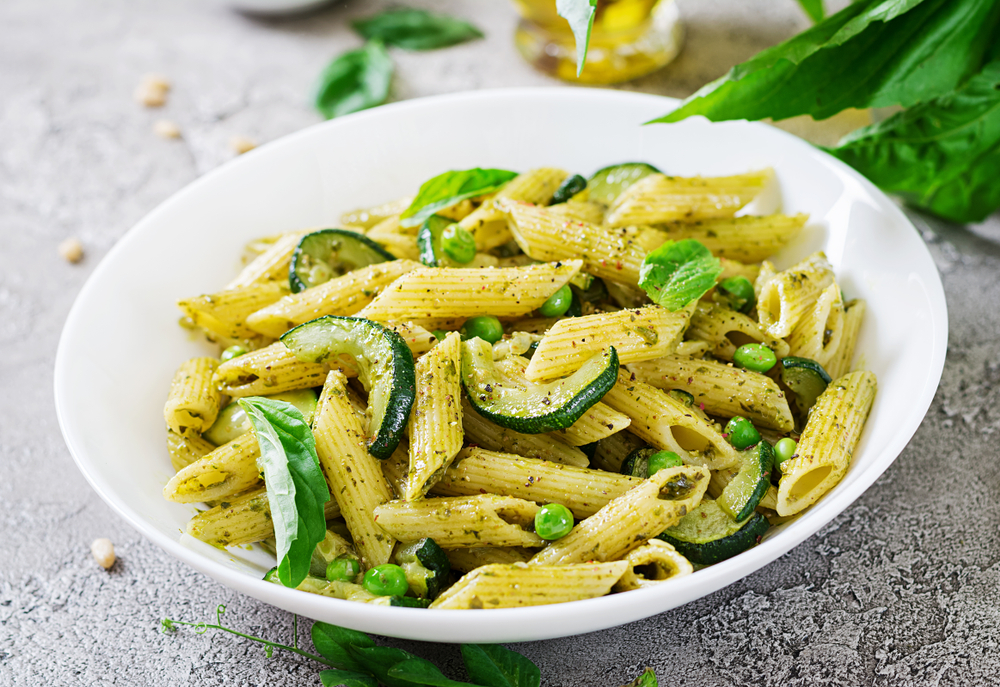 Pasta fredda con zucchine: la ricetta super fresca ed estiva