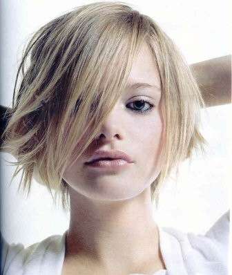 capelli lisci