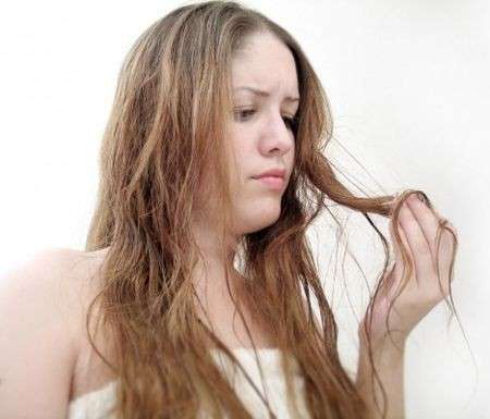 Capelli: consigli per eliminare le doppie punte
