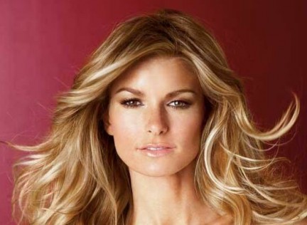 Capelli: come avere un’acconciatura mossa e voluminosa