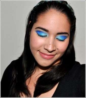 Trucco occhi azzurro
