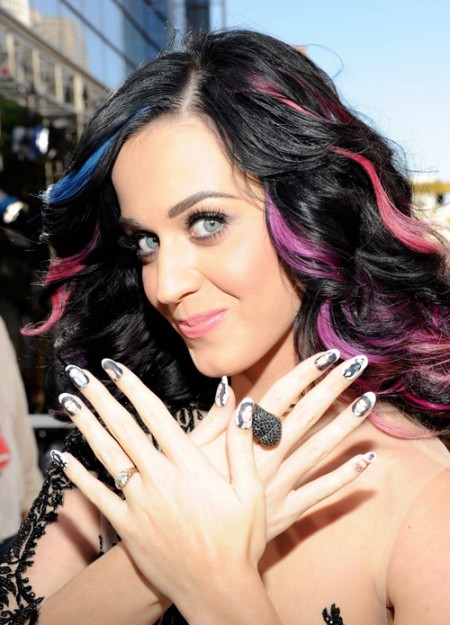 Katy Perry manicure