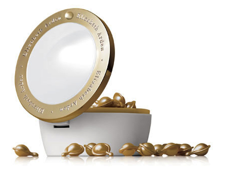 Rughe: Ceramide Gold Ultra Restorative Capsules di Elizabeth Arden