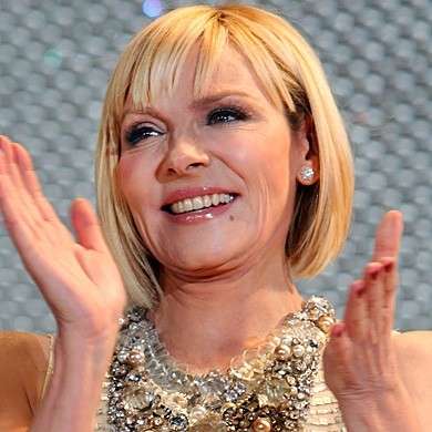 Kim Cattrall caschetto pari