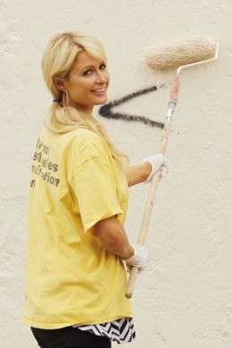 Paris Hilton lavoro