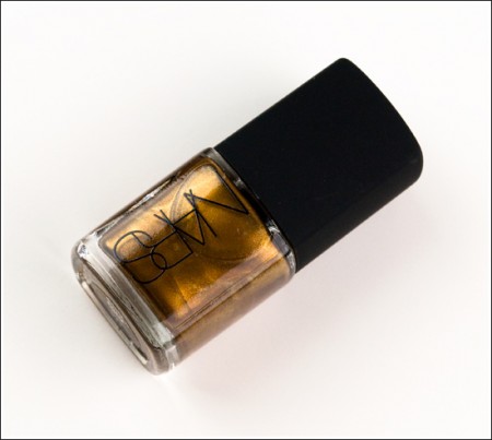 smalto unghie oro