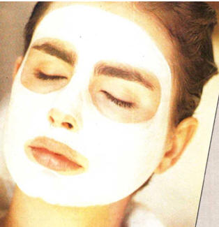 Maschera fai da te all argilla gialla e mela