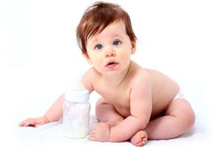 Bambino e latte