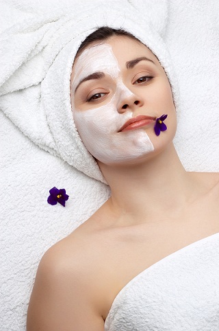 maschera per viso casalinga ricetta
