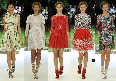 abiti a fiori tendenza