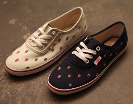 vans strawberry