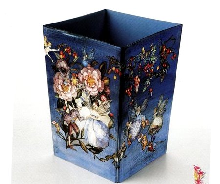 Decoupage gettacarte in cartone